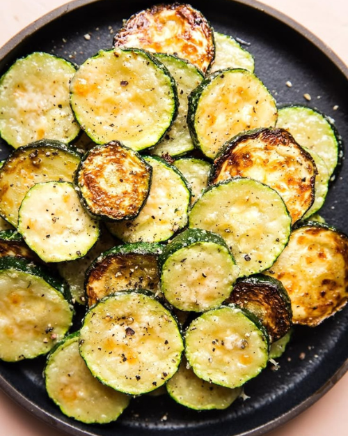 OVEN ROASTED PARMESAN ZUCCHINI