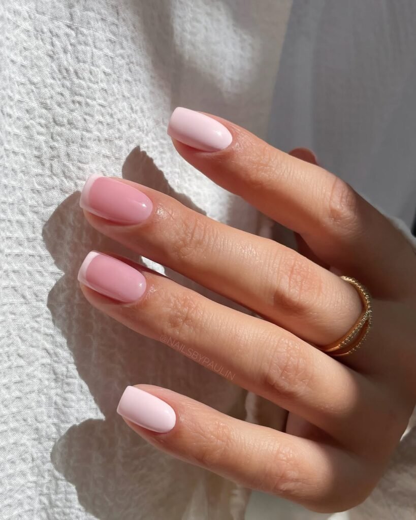 Minimalist Nails